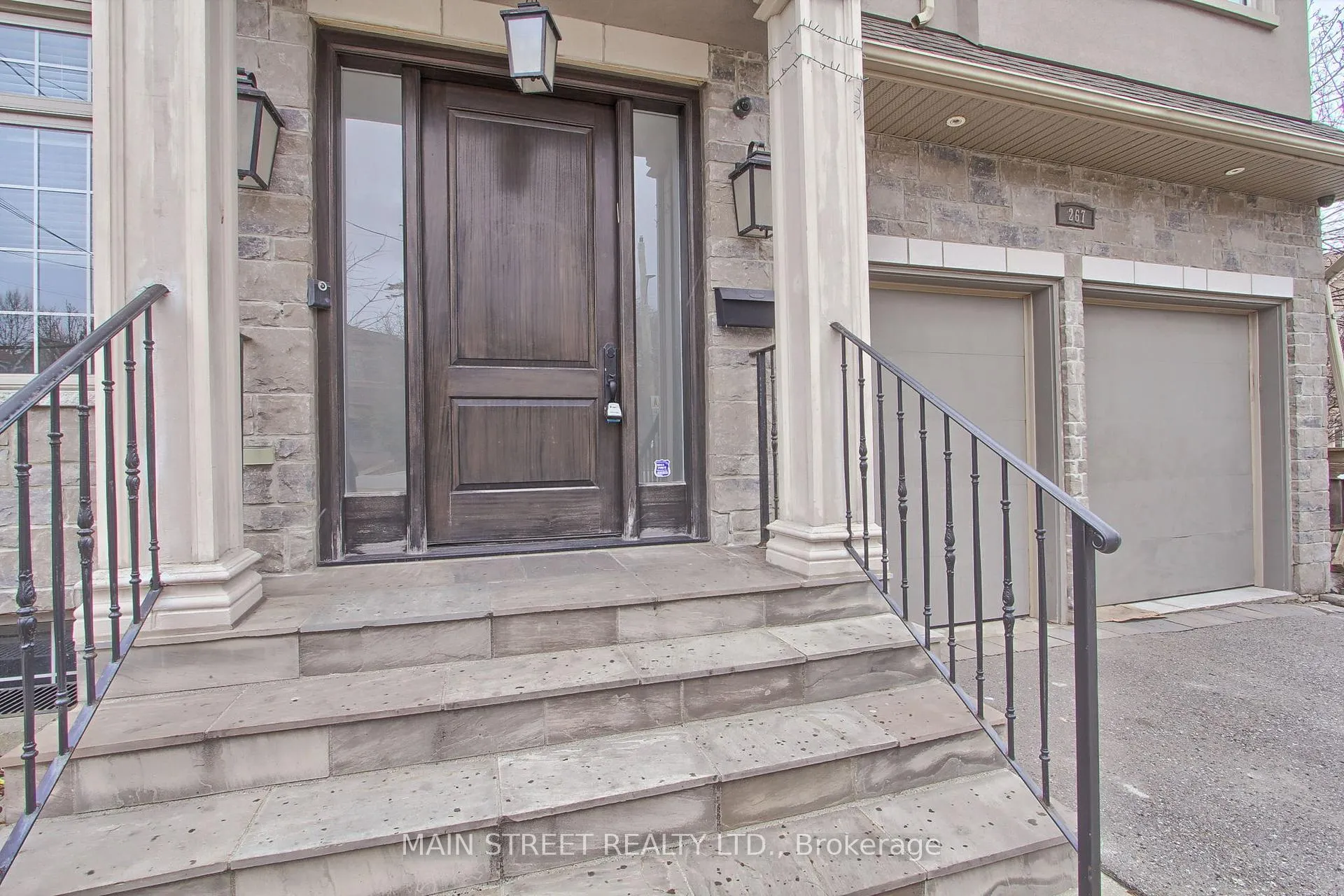 Photo 4 of 267 King High Drive, Vaughan, Beverley Glen — HOMEH