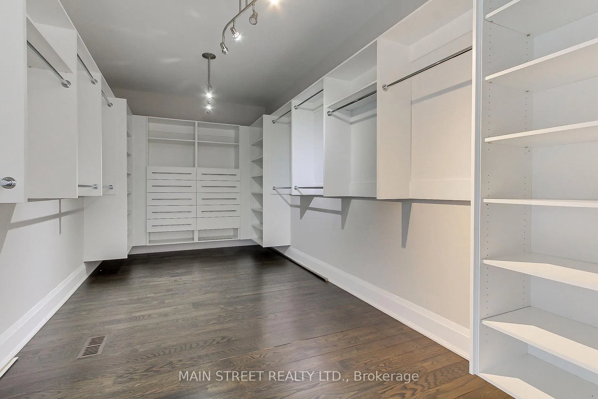 Photo 31 of 267 King High Drive, Vaughan, Beverley Glen — HOMEH