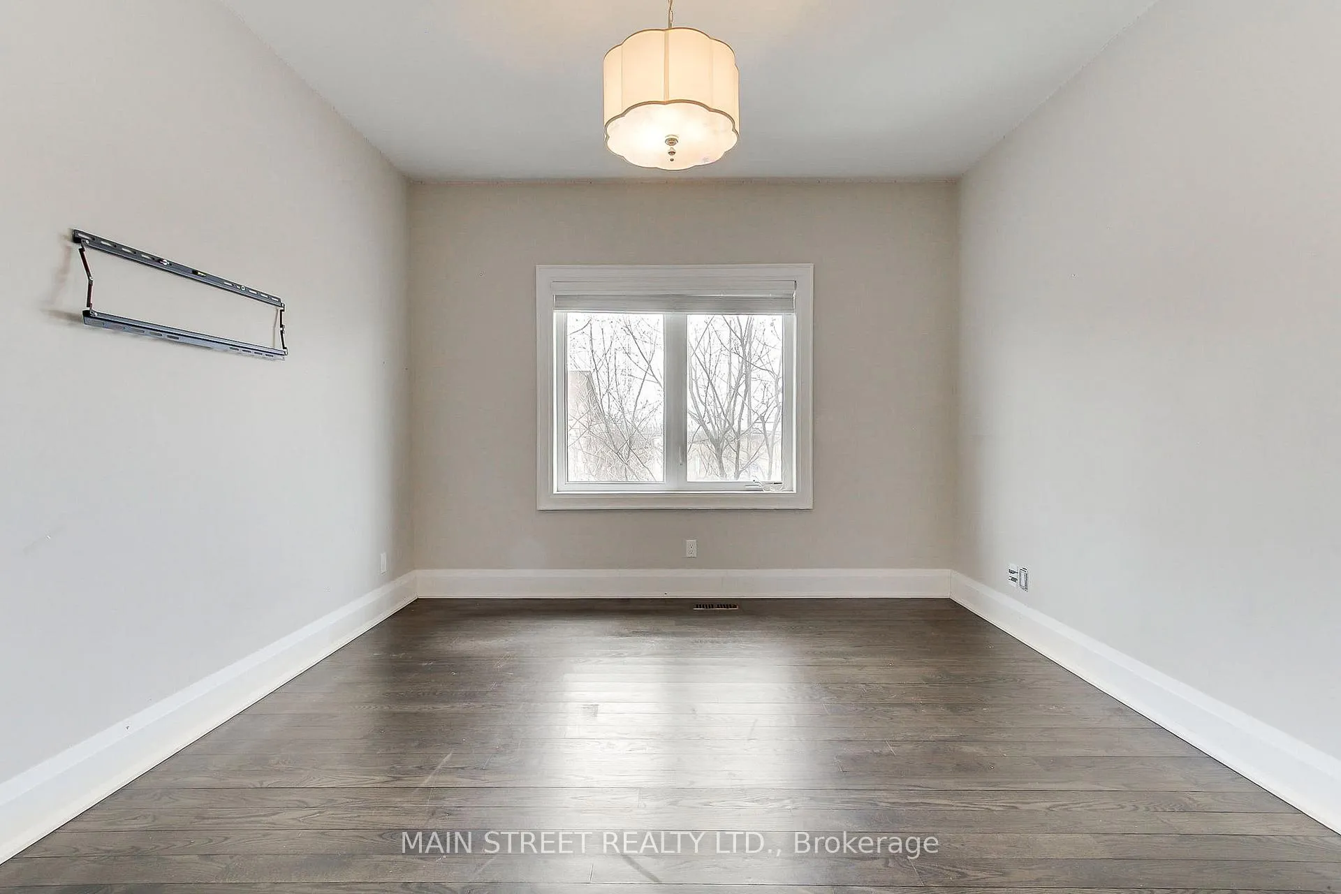 Photo 32 of 267 King High Drive, Vaughan, Beverley Glen — HOMEH