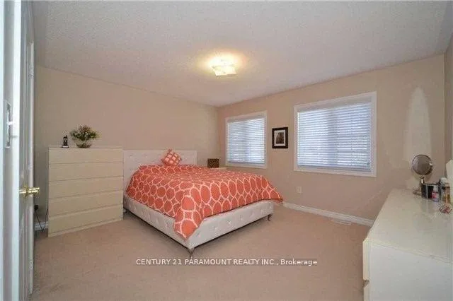 Photo 12 of Unit Upper, 61 Summitgreen Crescent, Brampton, Sandringham-Wellington North — HOMEH