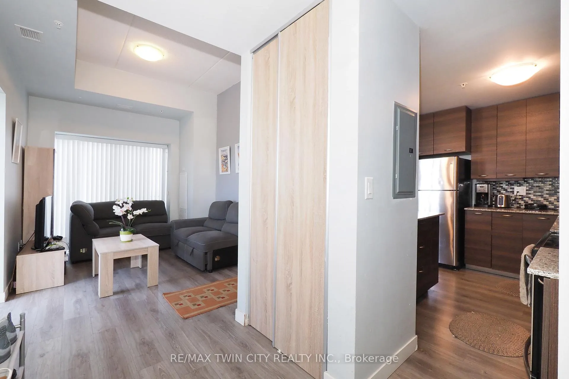 Photo 5 of Unit 2203, 318 Spruce Street, Waterloo, Beechwood/University — HOMEH