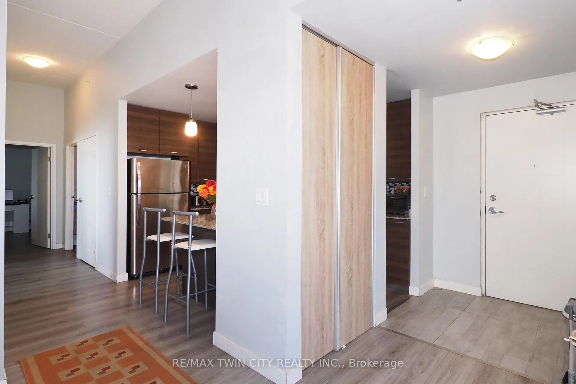 Photo 6 of Unit 2203, 318 Spruce Street, Waterloo, Beechwood/University — HOMEH