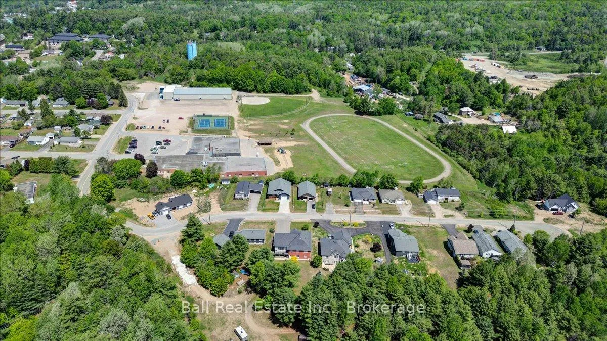 Photo 46 of 9 Williams Drive, Bancroft, Bancroft Ward — HOMEH