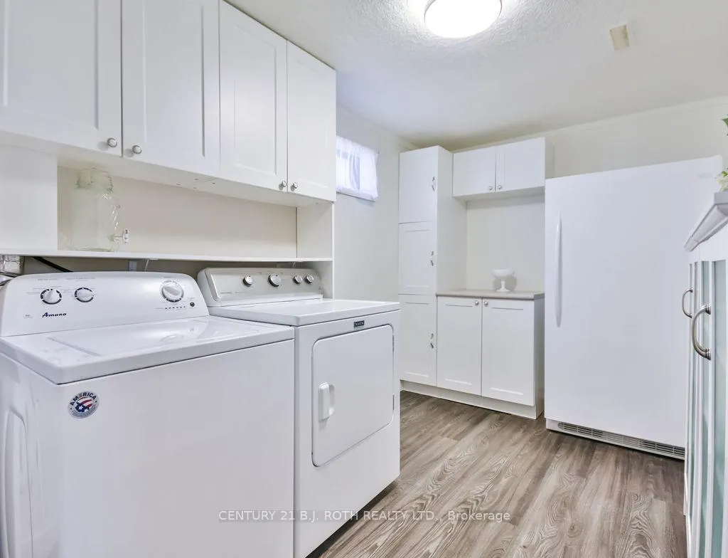 Photo 26 of 32 Lonsdale Place, Barrie, Grove East — HOMEH