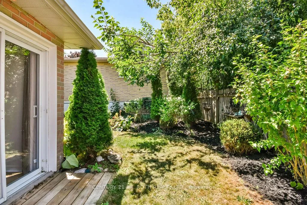 Photo 32 of 32 Lonsdale Place, Barrie, Grove East — HOMEH