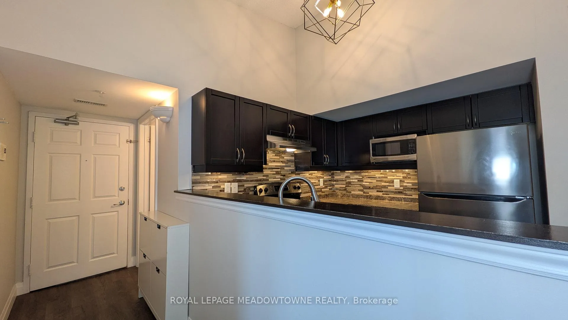 Photo 6 of Unit 404, 1350 Main Street, Milton, Dempsey — HOMEH