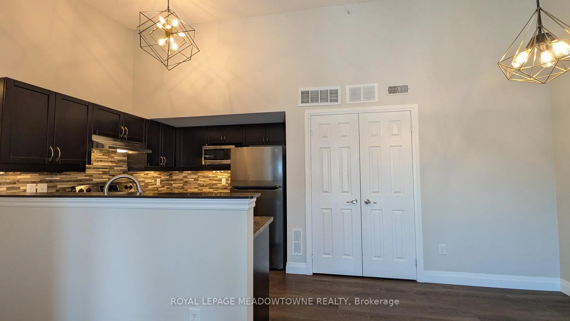 Photo 10 of Unit 404, 1350 Main Street, Milton, Dempsey — HOMEH