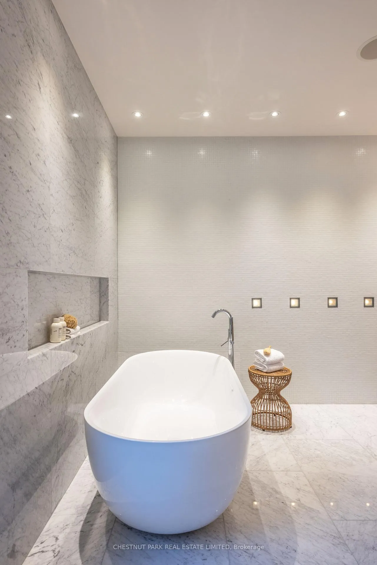 Photo 32 of 177 Coldstream Avenue, Toronto, Lawrence Park South — HOMEH
