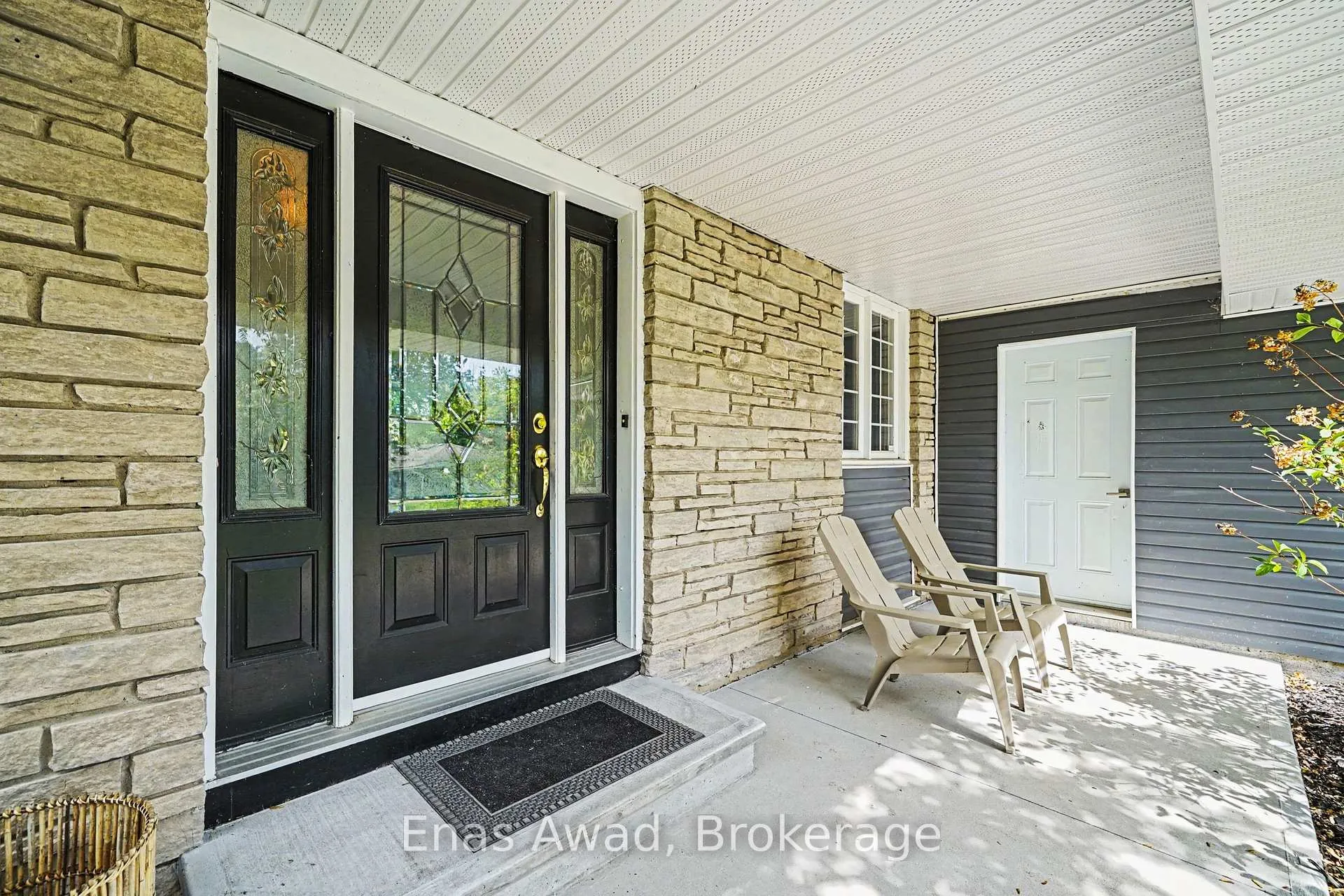 Photo 4 of 5441 West River Drive, Ottawa, Manotick Long Island & Nicholls Island — HOMEH