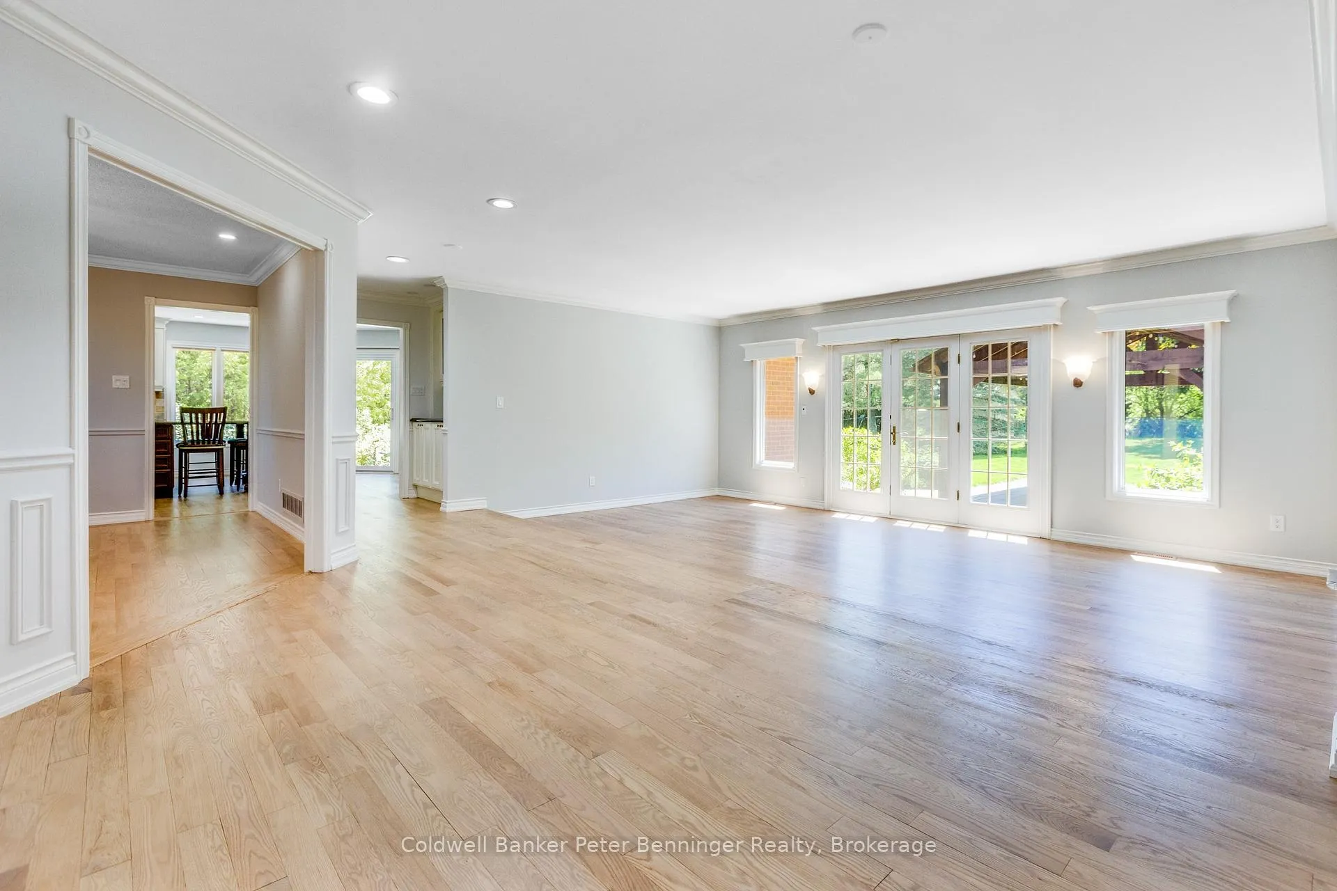 Photo 3 of 152 Treegrove Circle, Aurora, Hills of St Andrew — HOMEH