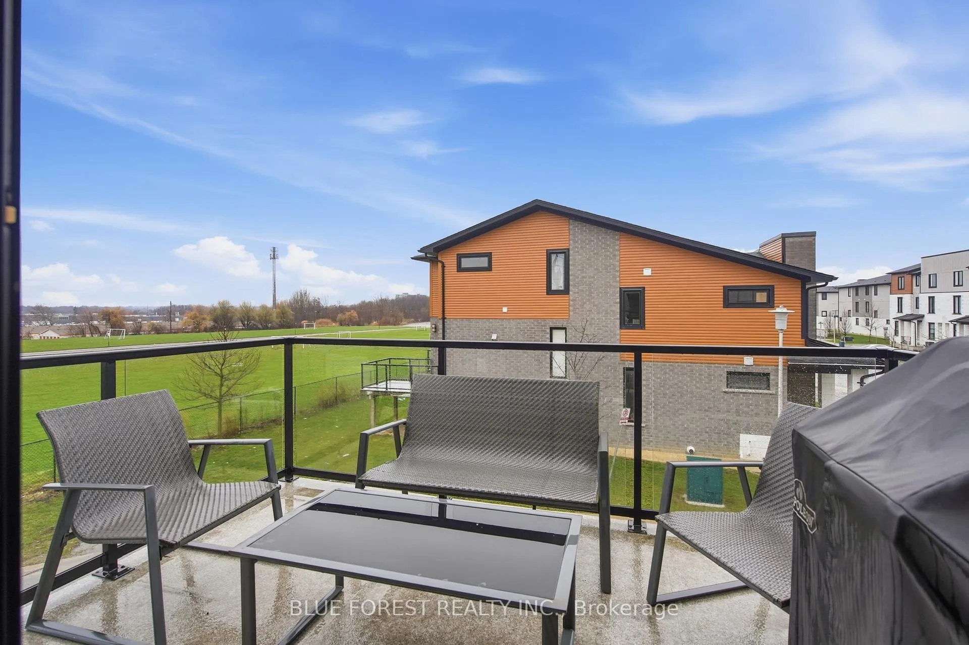 Photo 24 of 933 Sarnia Road, London, North M — HOMEH