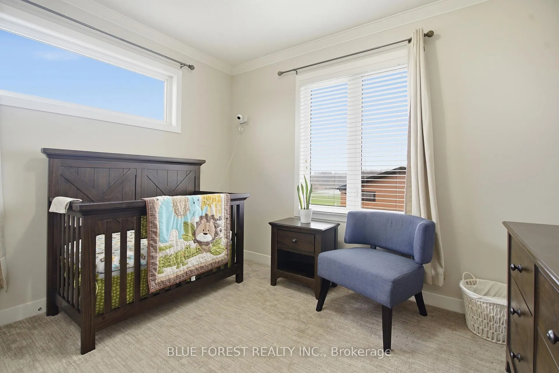 Photo 34 of 933 Sarnia Road, London, North M — HOMEH