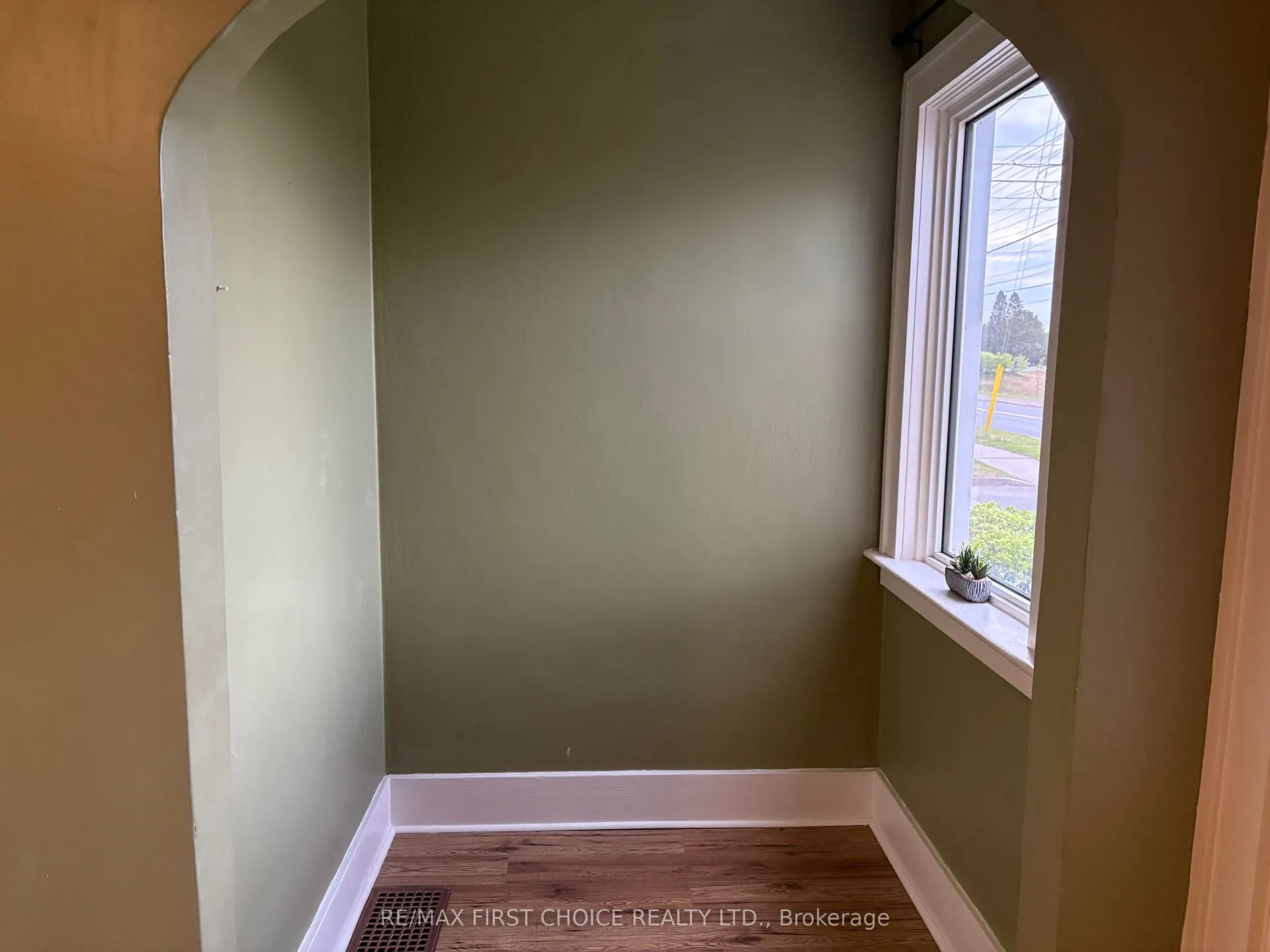 Photo 6 of 58 Balsam St, Thunder Bay, Shuniah — HOMEH