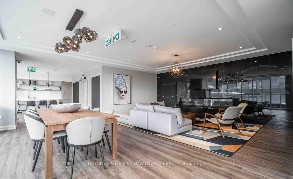 Photo 5 of Unit 901, 212 King Street E, Hamilton, Beasley — HOMEH