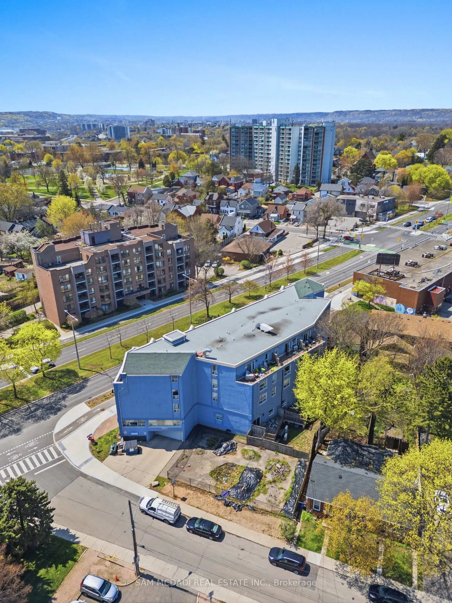 Photo 4 of Unit 201, 400 York Boulevard, Hamilton, Strathcona — HOMEH