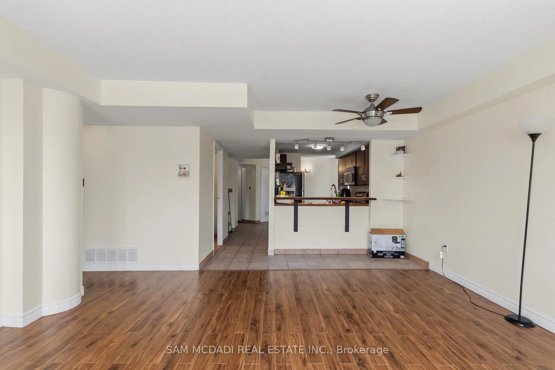 Photo 11 of Unit 201, 400 York Boulevard, Hamilton, Strathcona — HOMEH