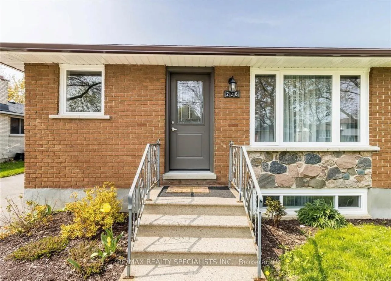 Photo 2 of Unit Upper, 226 Overlea Drive, Kitchener, Victoria Hills — HOMEH