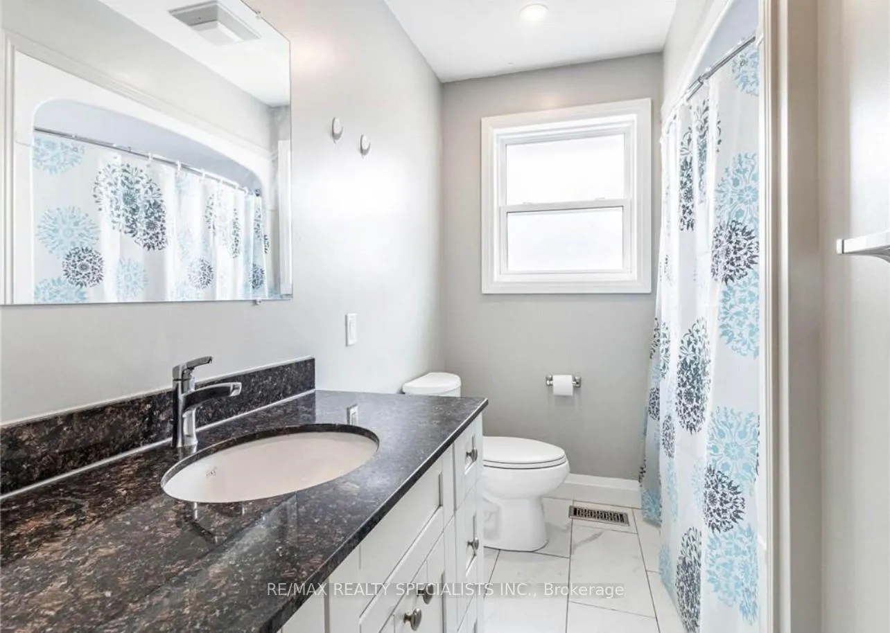 Photo 12 of Unit Upper, 226 Overlea Drive, Kitchener, Victoria Hills — HOMEH