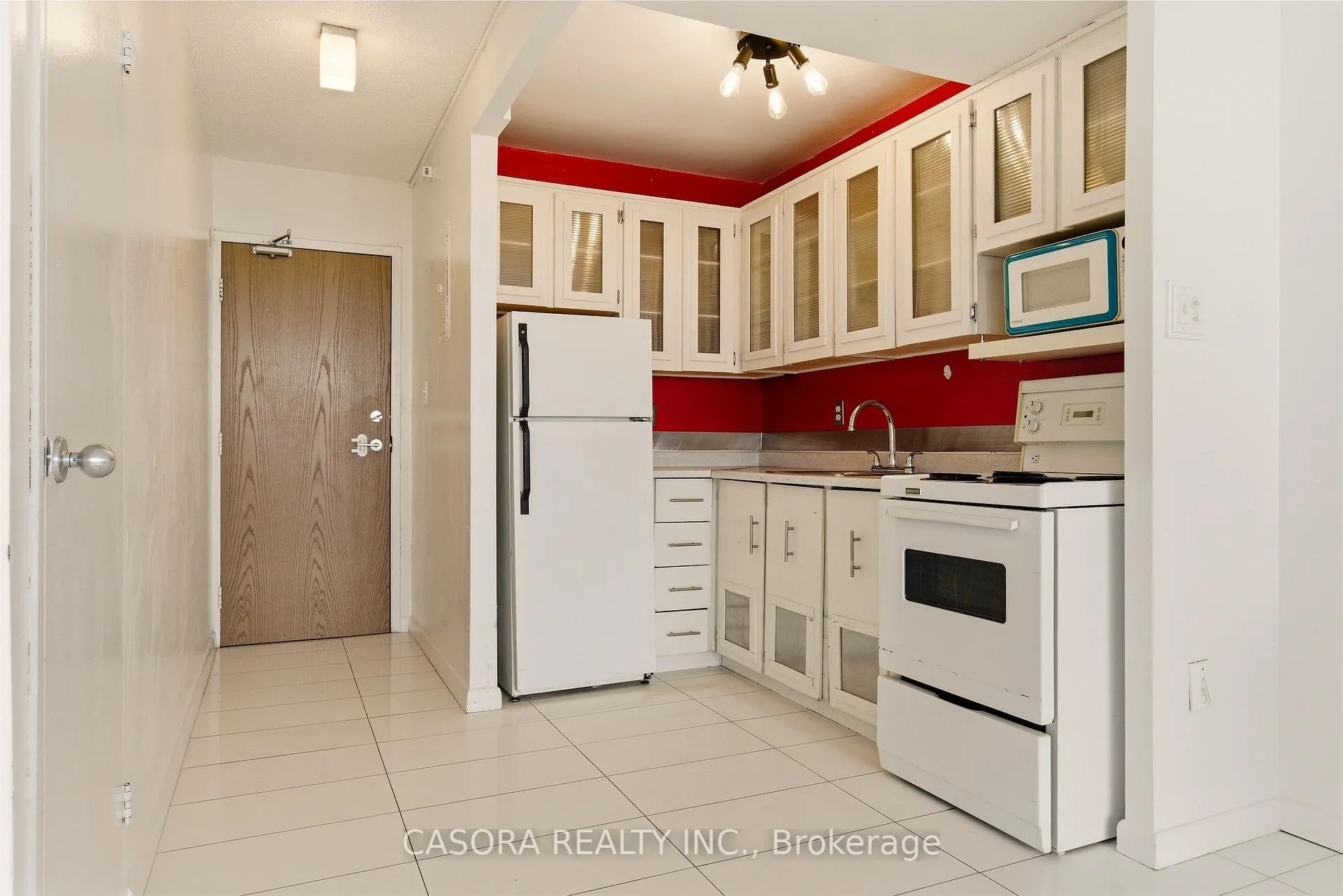 Photo 8 of Unit 2403, 150 Charlton Avenue E, Hamilton, Corktown — HOMEH