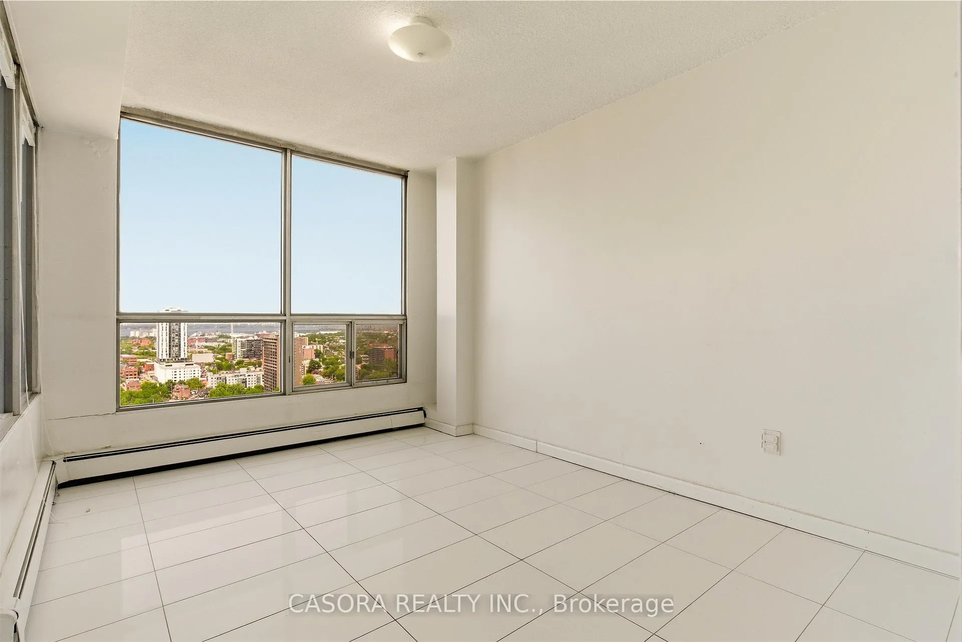 Photo 21 of Unit 2403, 150 Charlton Avenue E, Hamilton, Corktown — HOMEH