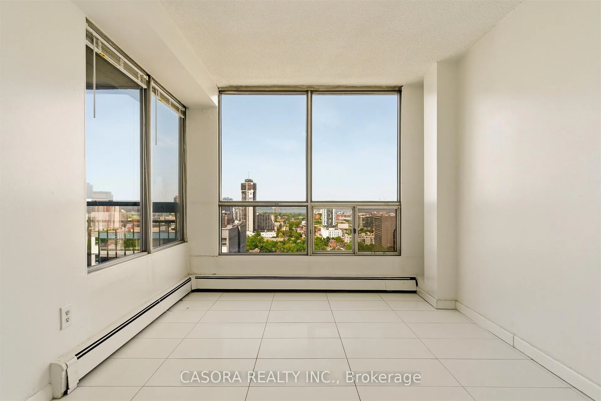 Photo 22 of Unit 2403, 150 Charlton Avenue E, Hamilton, Corktown — HOMEH