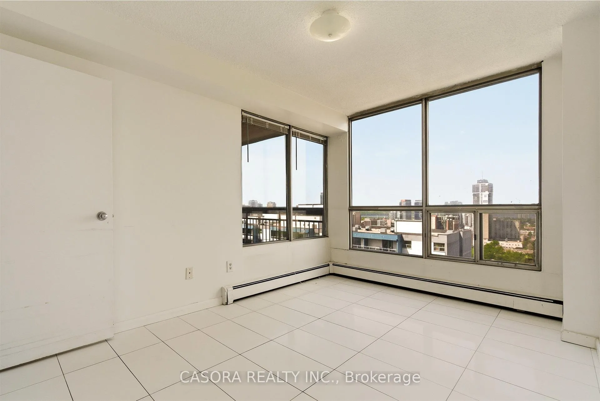 Photo 23 of Unit 2403, 150 Charlton Avenue E, Hamilton, Corktown — HOMEH