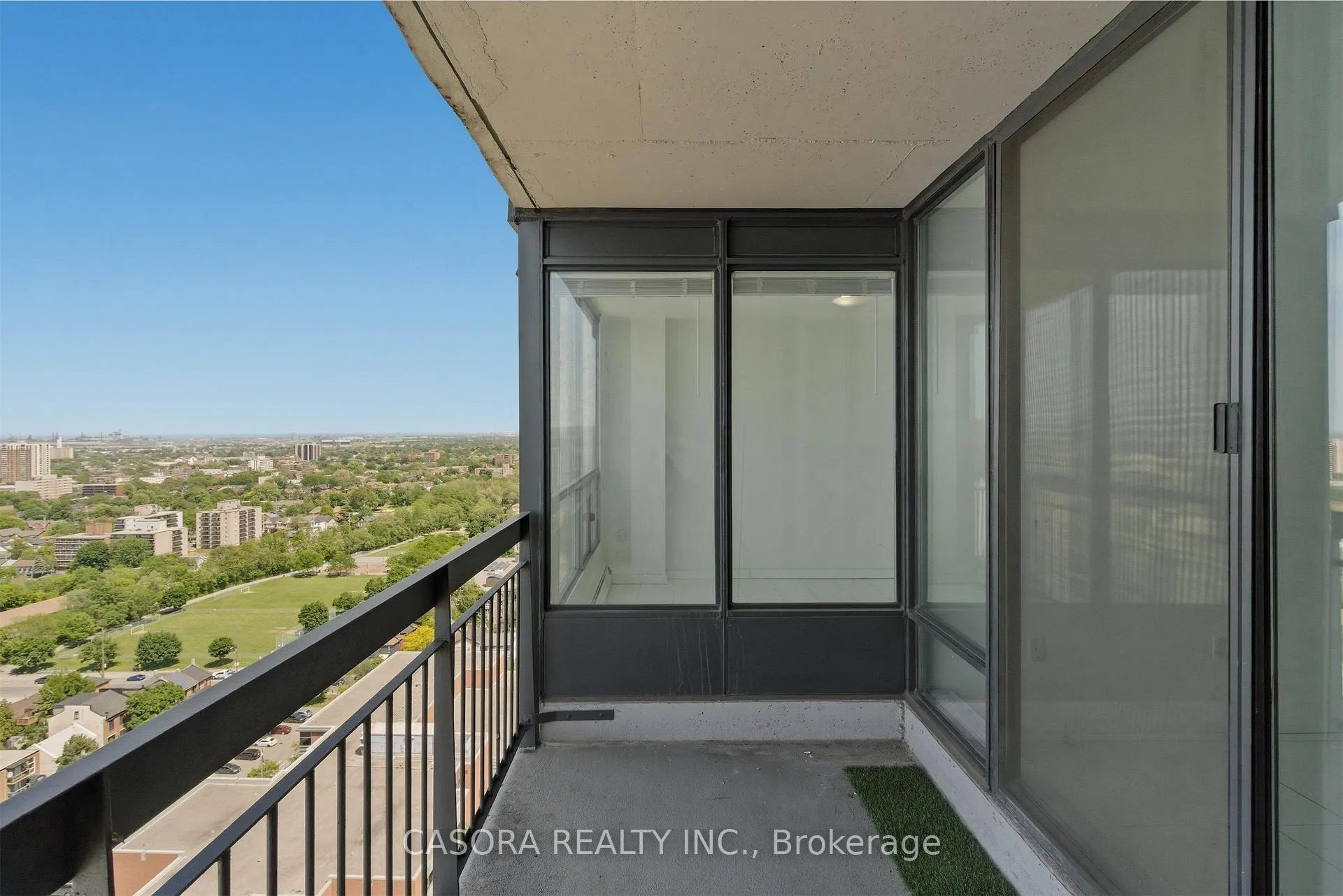 Photo 31 of Unit 2403, 150 Charlton Avenue E, Hamilton, Corktown — HOMEH