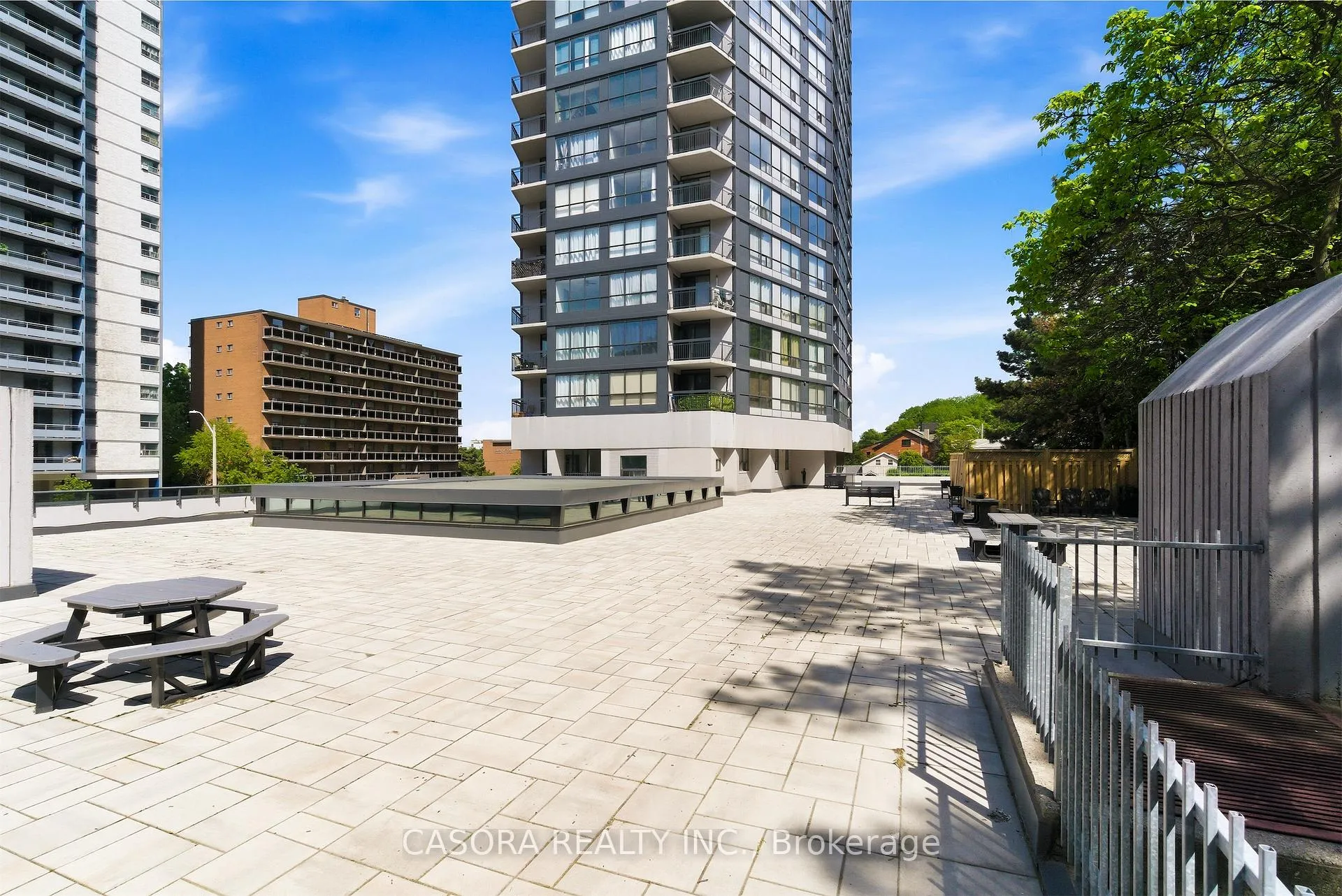 Photo 36 of Unit 2403, 150 Charlton Avenue E, Hamilton, Corktown — HOMEH