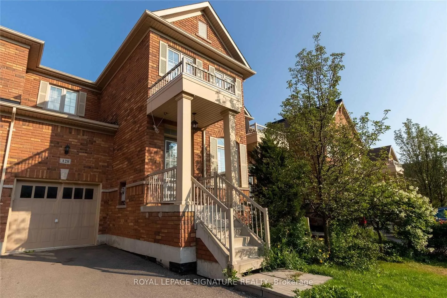 Photo 3 of 128 Holmes Crescent, Milton, Scott — HOMEH