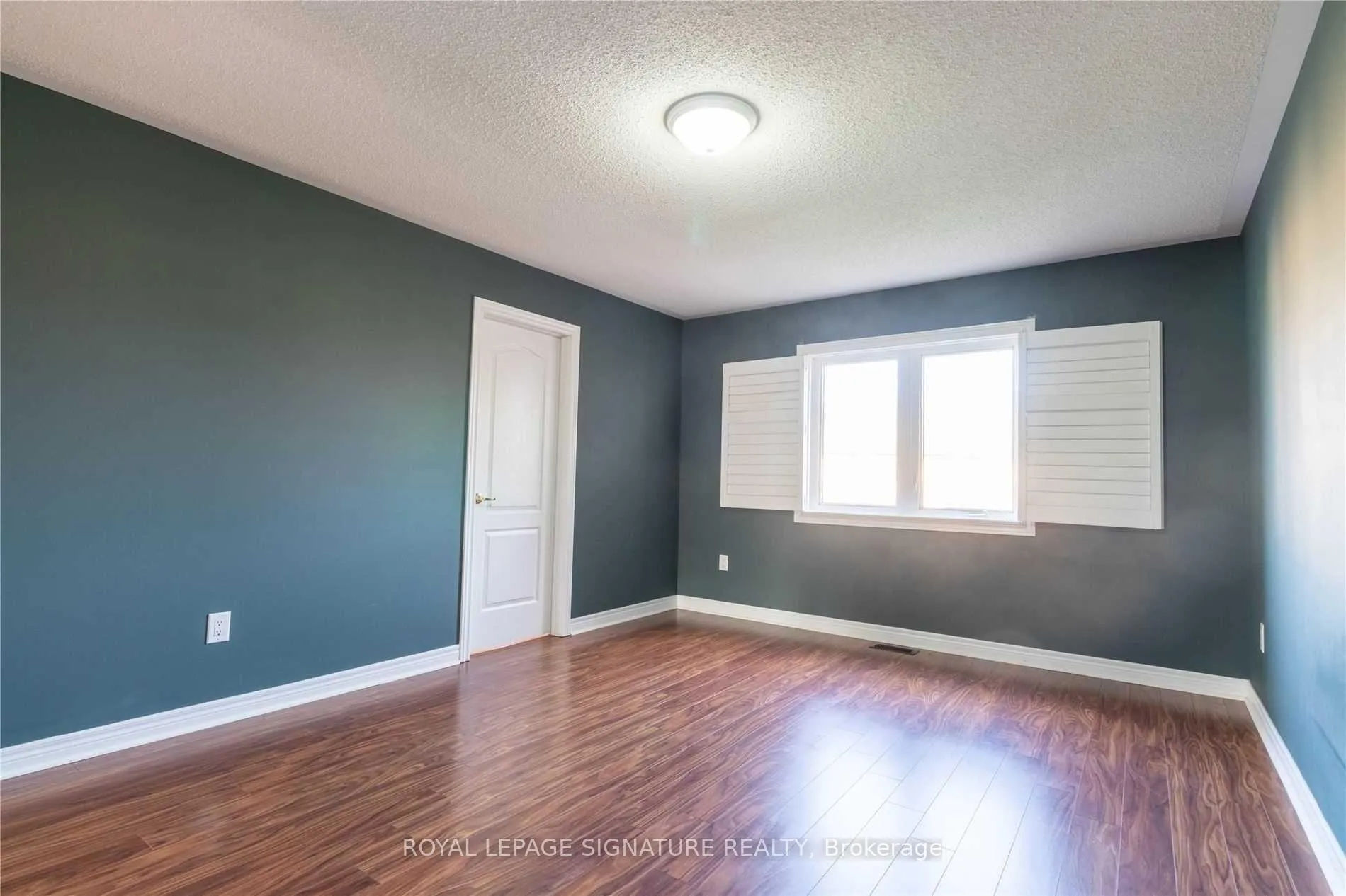 Photo 17 of 128 Holmes Crescent, Milton, Scott — HOMEH