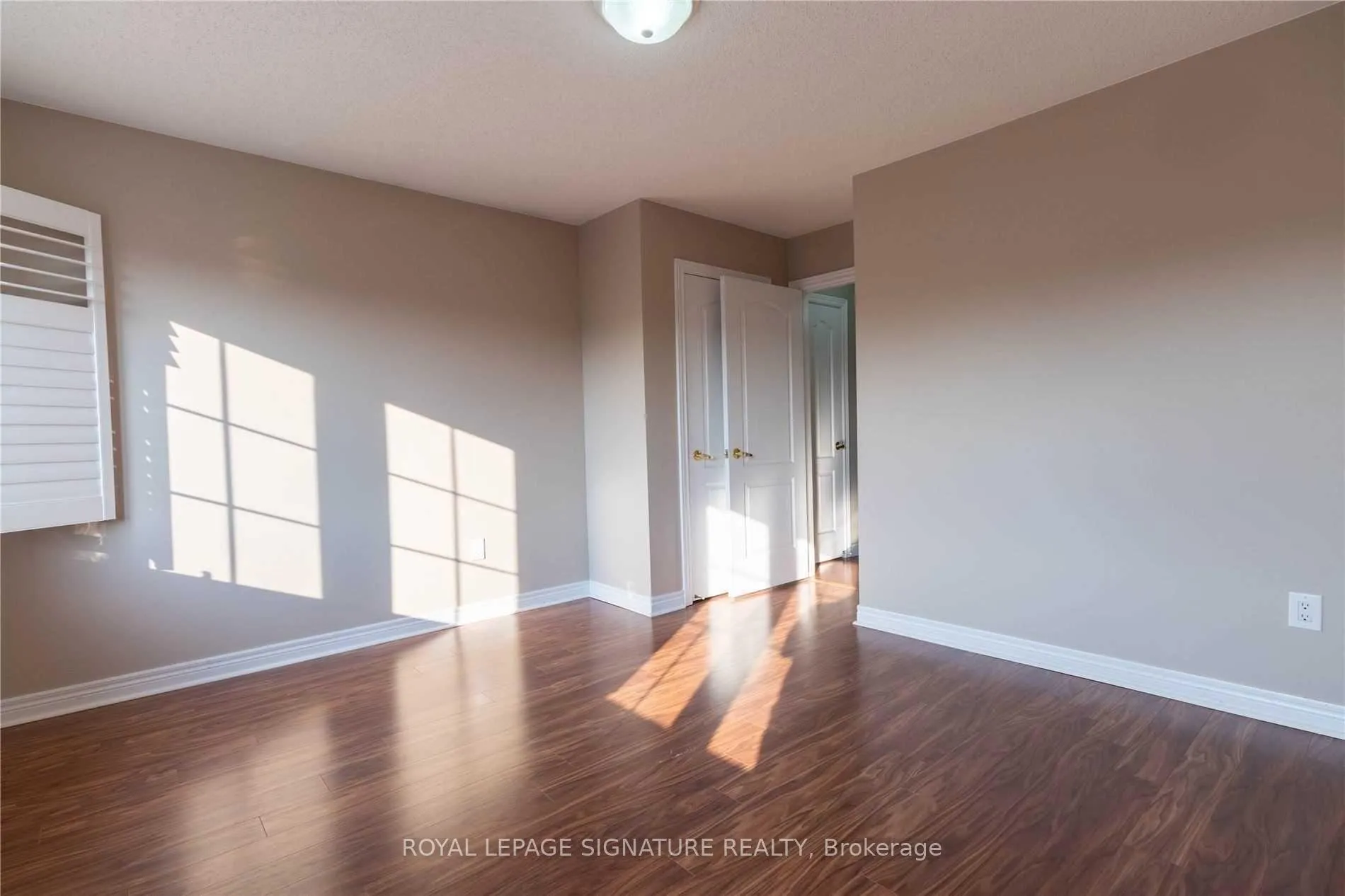 Photo 27 of 128 Holmes Crescent, Milton, Scott — HOMEH