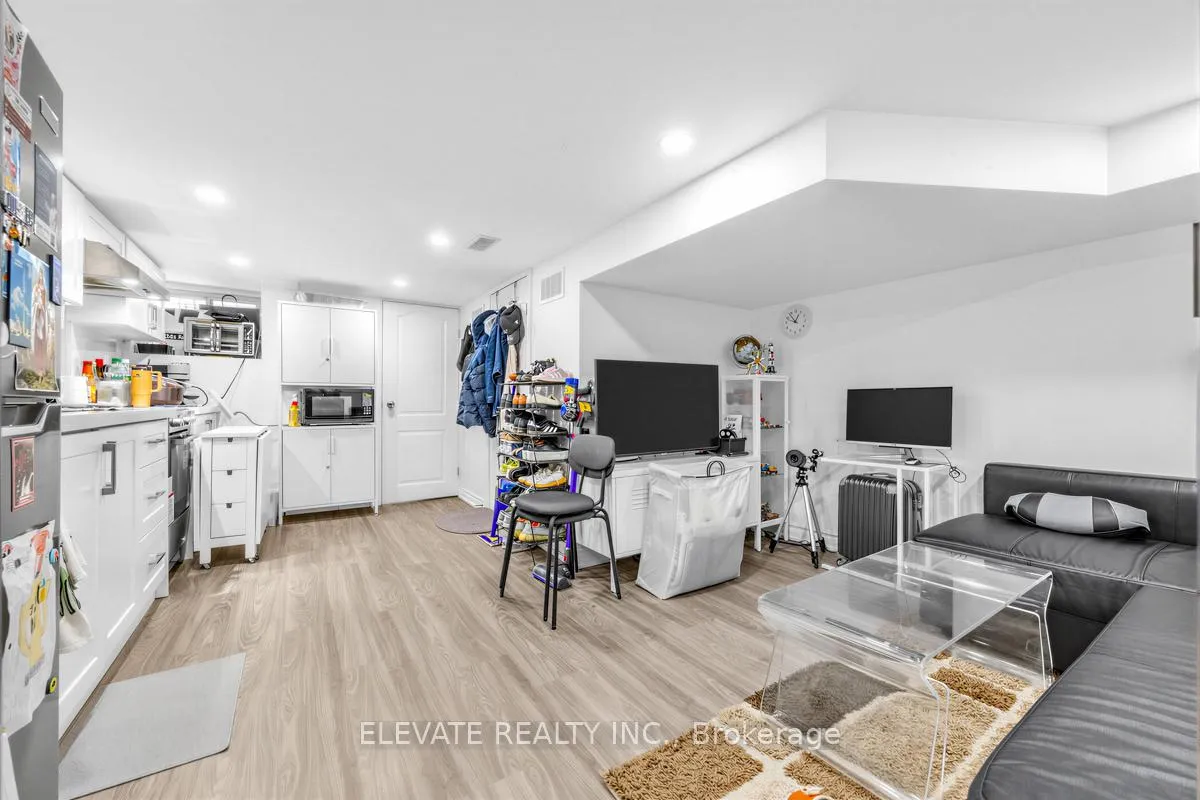 Photo 17 of 1262 Lansdowne Avenue, Toronto, Corso Italia-Davenport — HOMEH