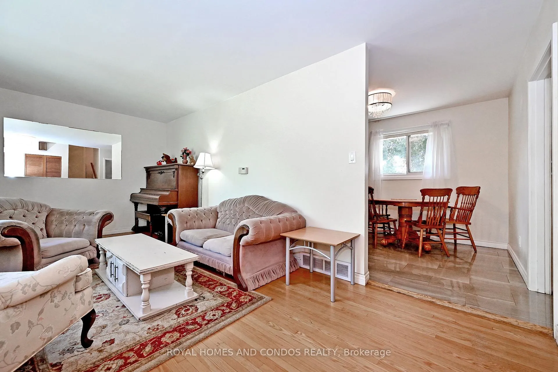 Photo 14 of 6 Raylawn Crescent, Halton Hills, Georgetown — HOMEH