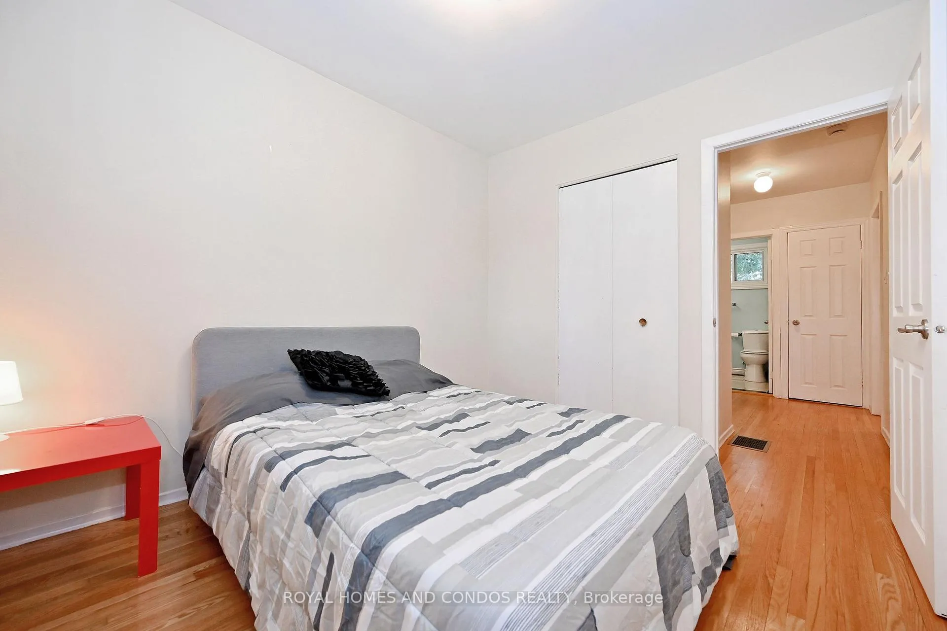 Photo 32 of 6 Raylawn Crescent, Halton Hills, Georgetown — HOMEH