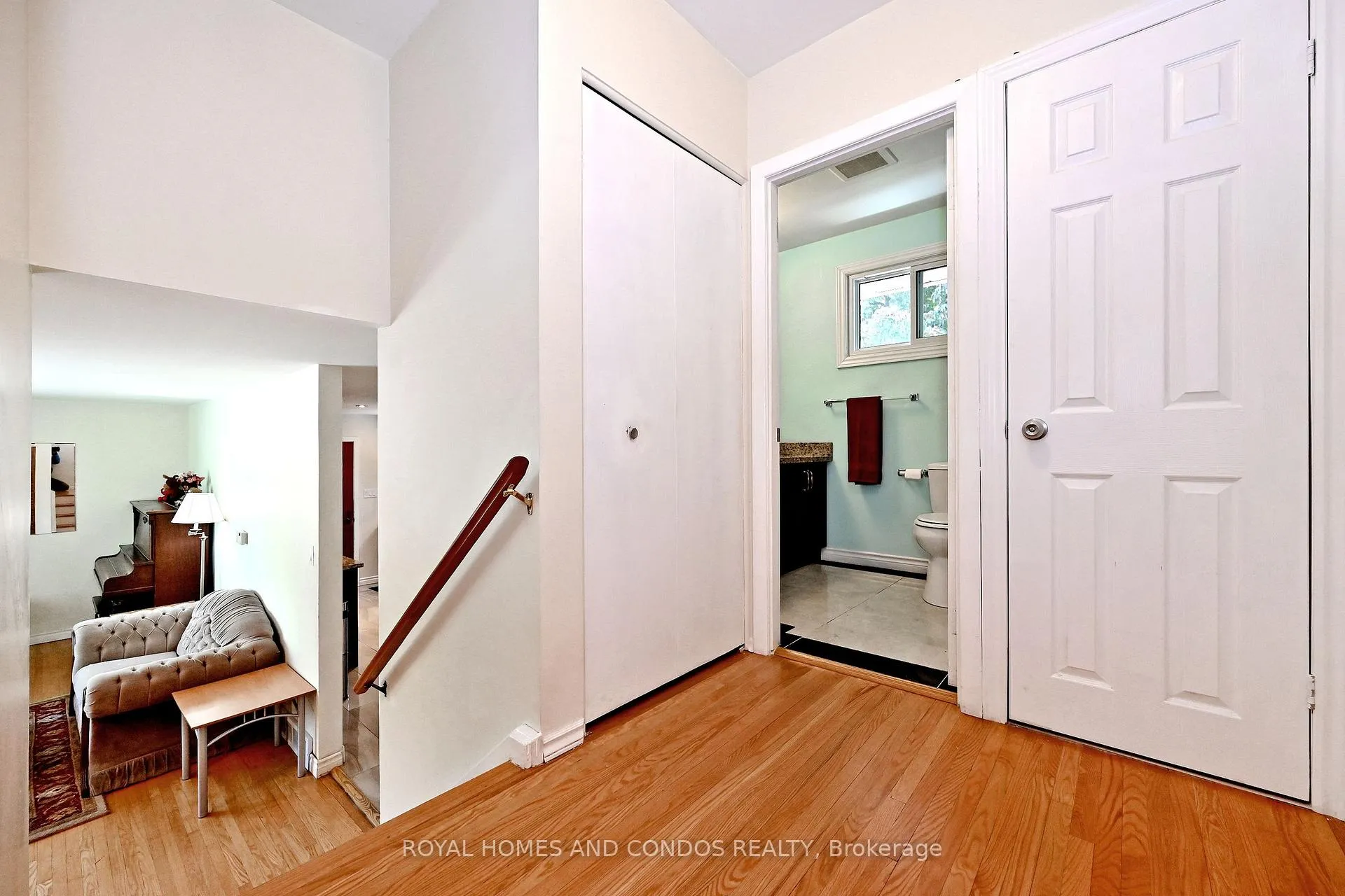 Photo 36 of 6 Raylawn Crescent, Halton Hills, Georgetown — HOMEH