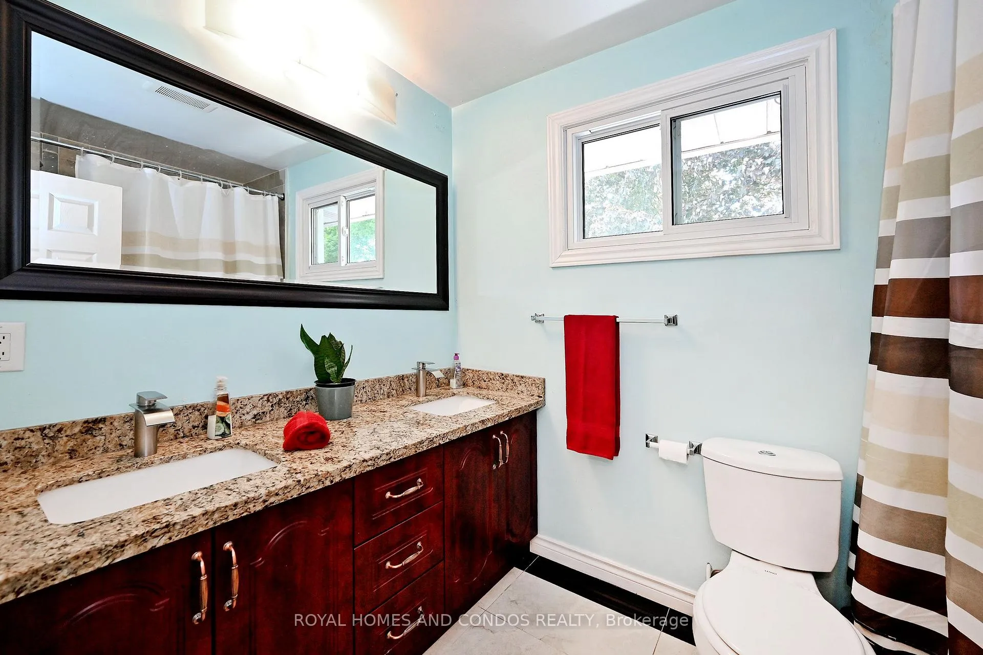 Photo 37 of 6 Raylawn Crescent, Halton Hills, Georgetown — HOMEH