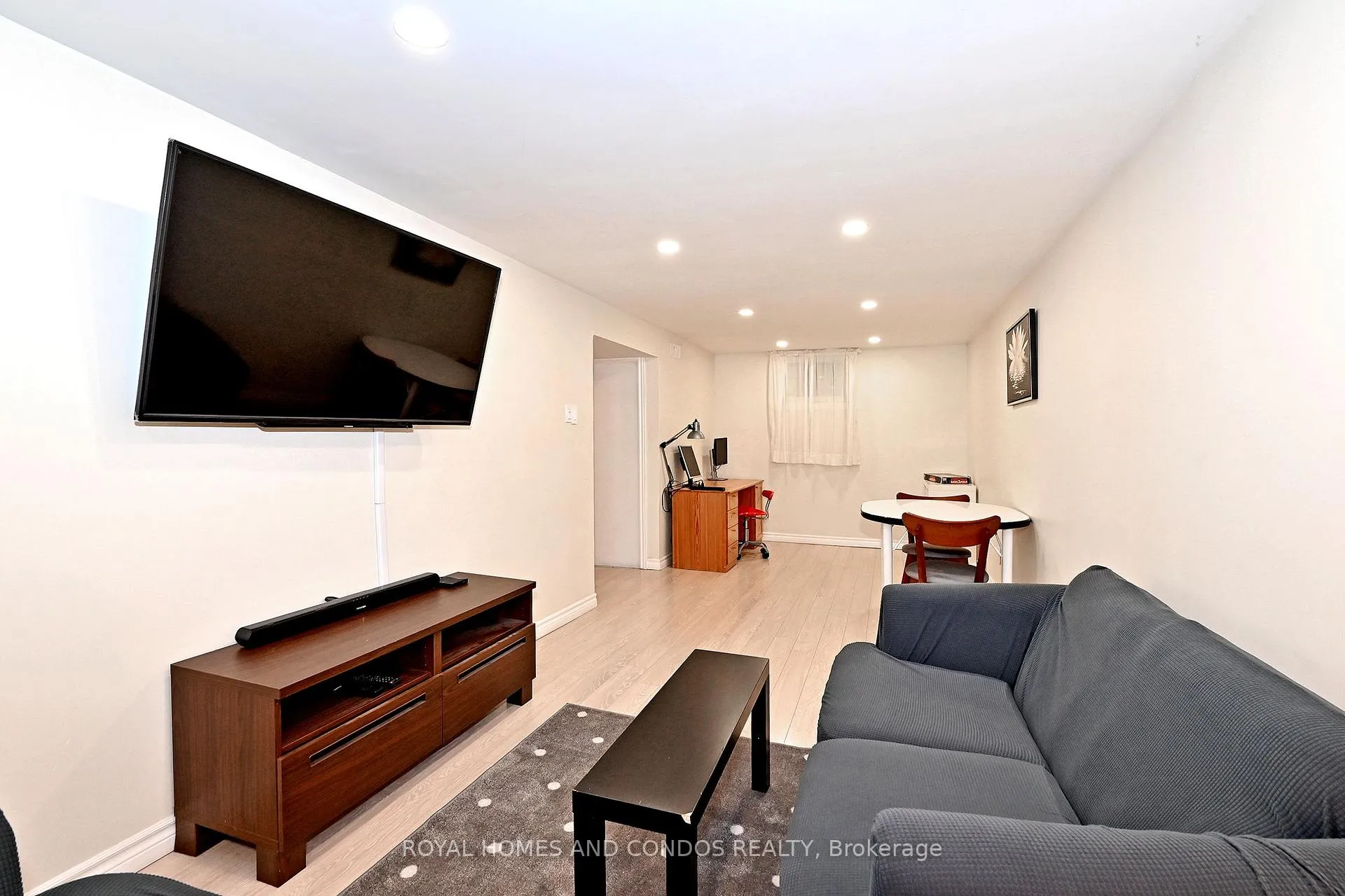 Photo 43 of 6 Raylawn Crescent, Halton Hills, Georgetown — HOMEH