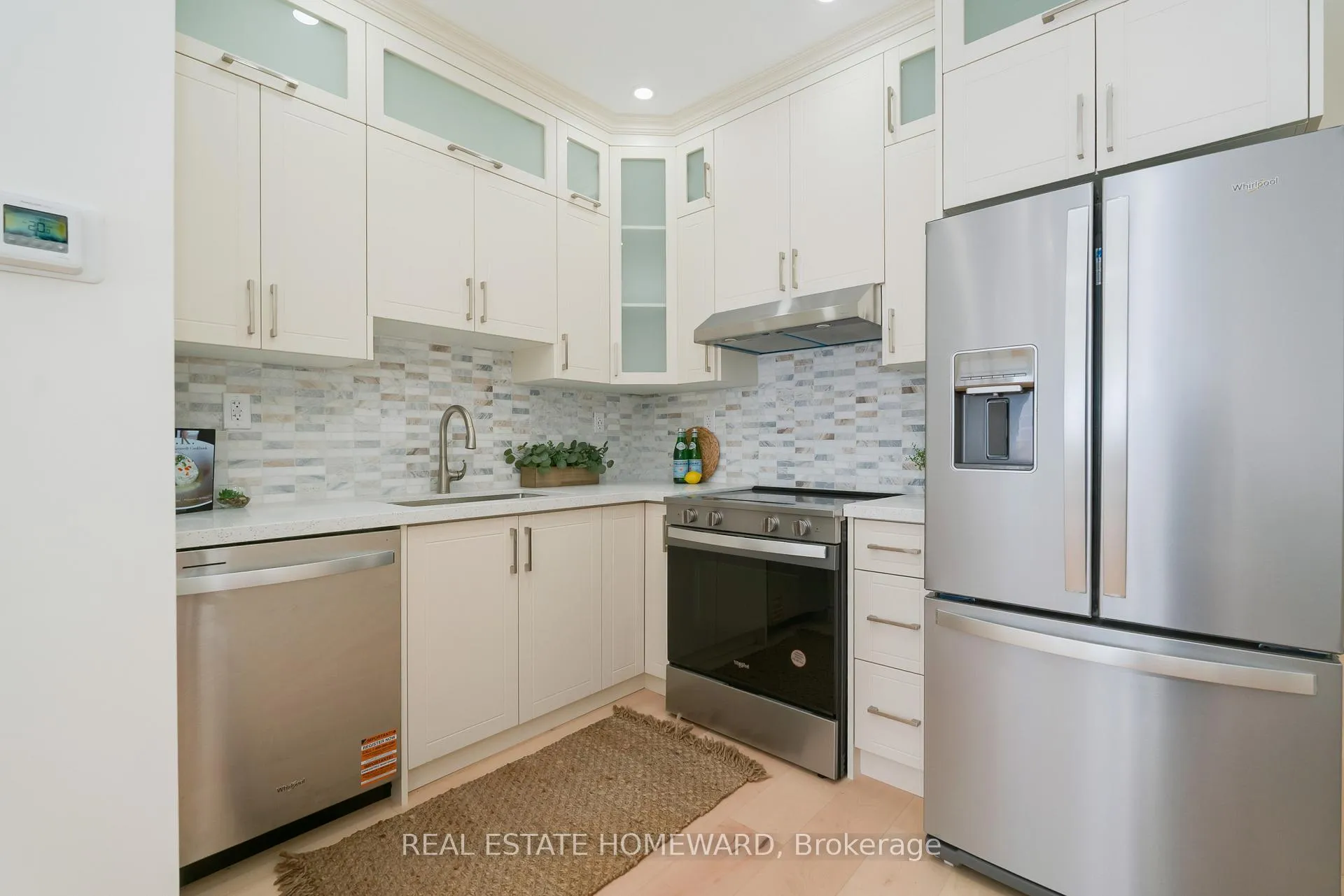 Photo 7 of 173 Coxwell Avenue, Toronto, Woodbine Corridor — HOMEH