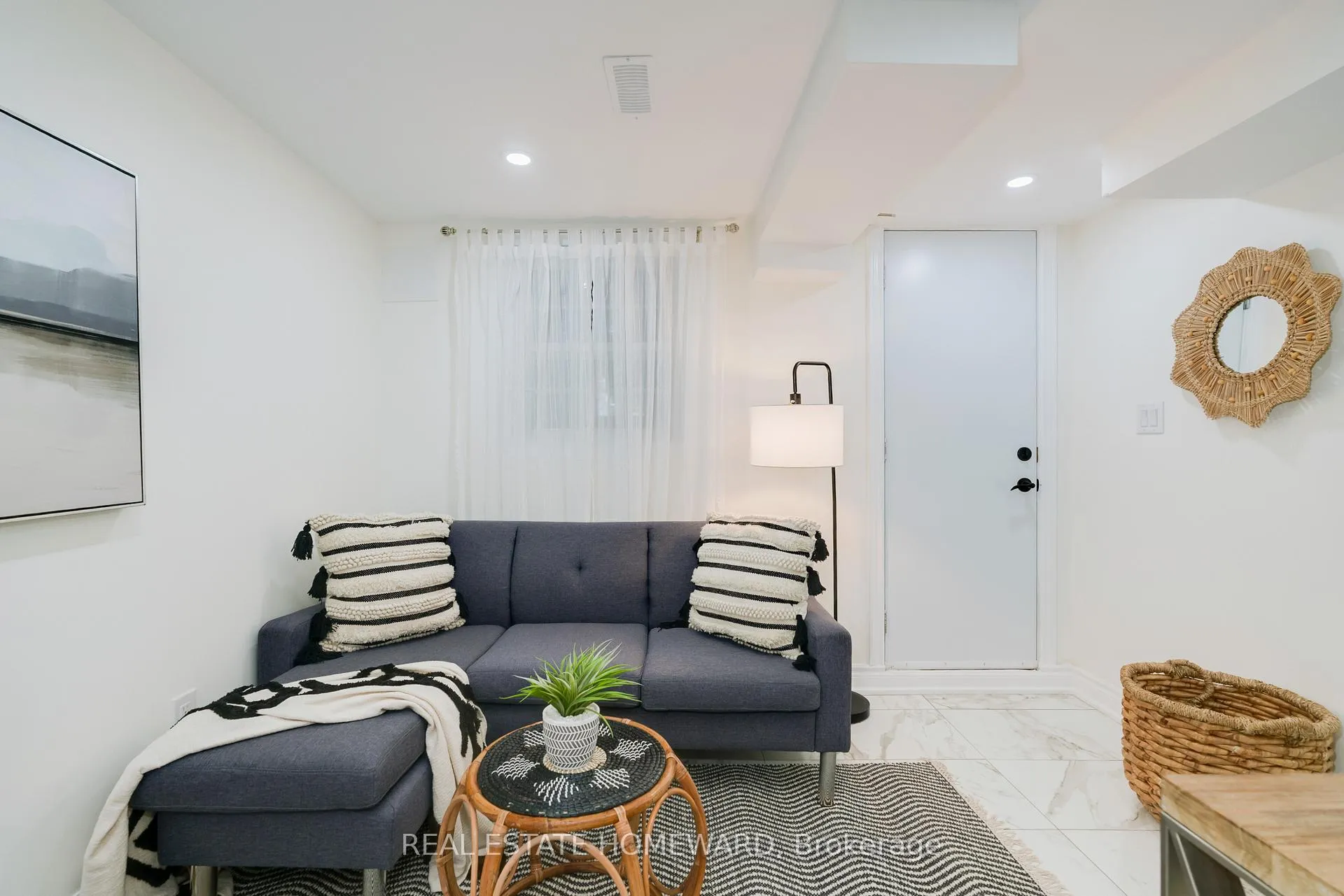 Photo 23 of 173 Coxwell Avenue, Toronto, Woodbine Corridor — HOMEH