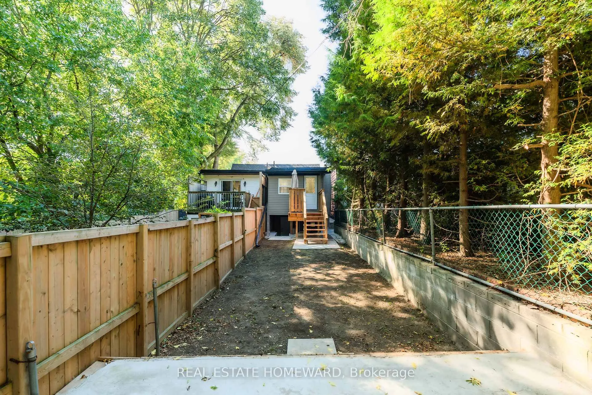 Photo 39 of 173 Coxwell Avenue, Toronto, Woodbine Corridor — HOMEH