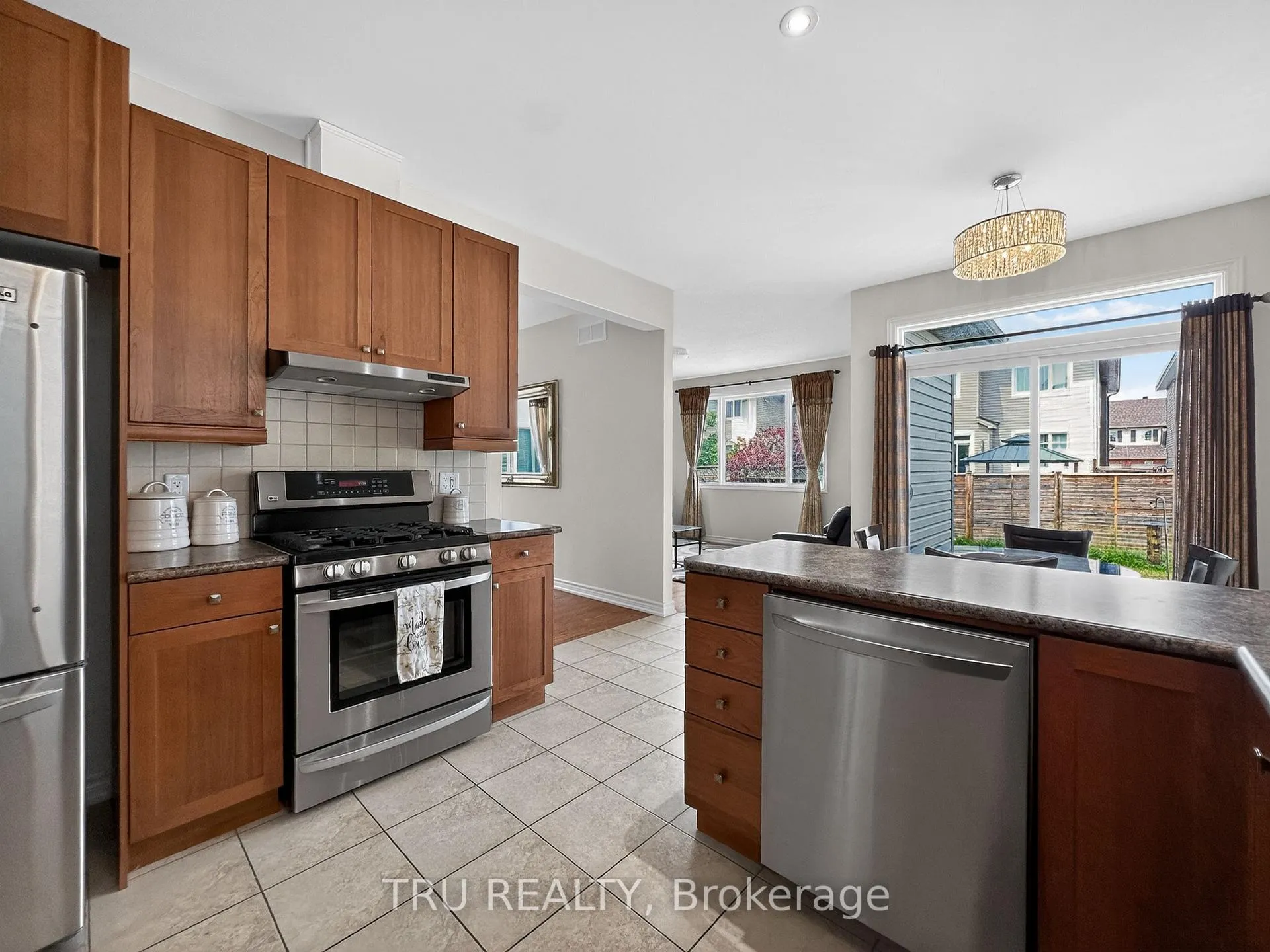 Photo 14 of 200 Celtic Ridge Crescent, Ottawa, Kanata - Morgan's Grant/South March — HOMEH