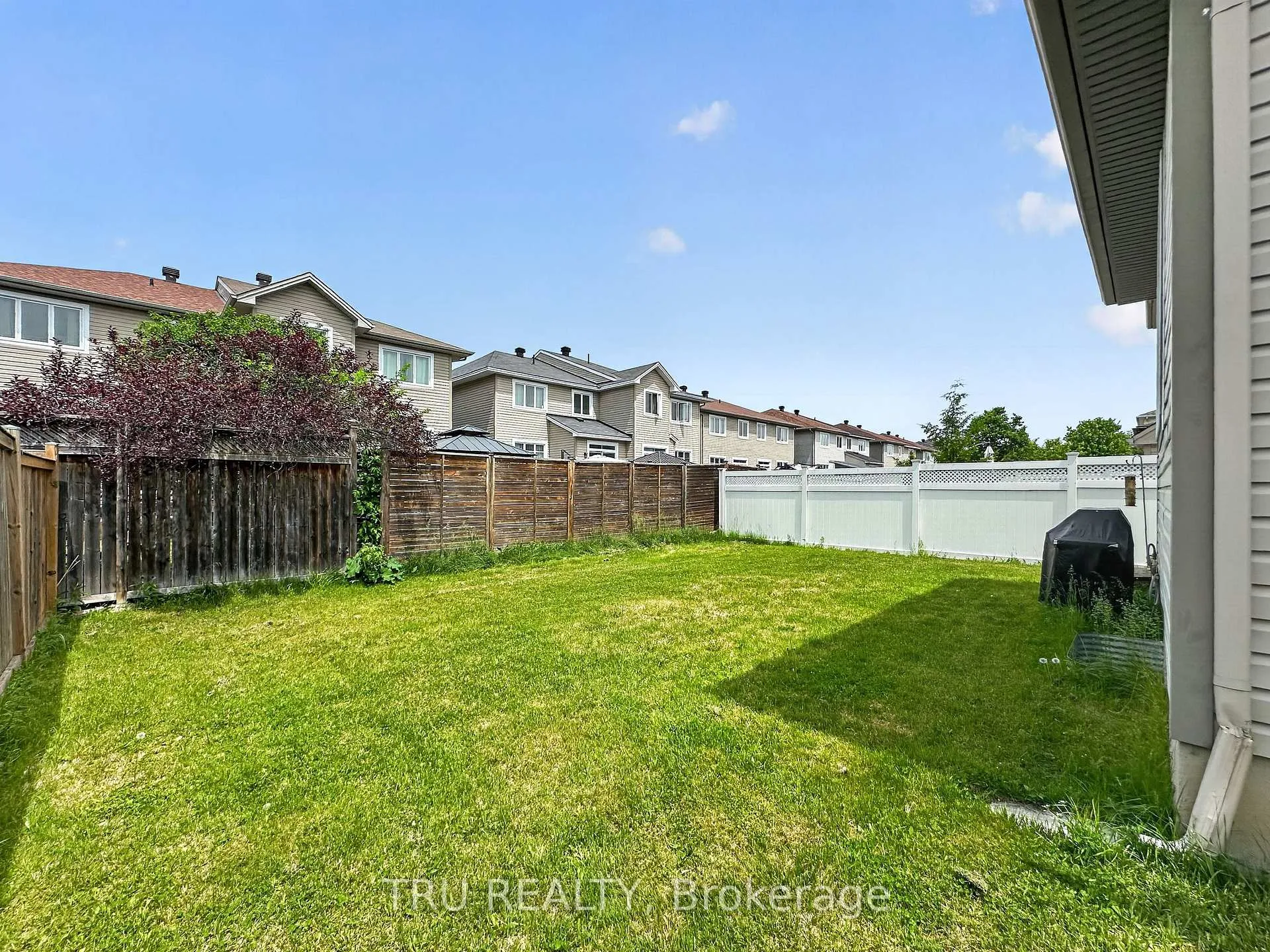 Photo 7 of 200 Celtic Ridge Crescent, Ottawa, Kanata - Morgan's Grant/South March — HOMEH