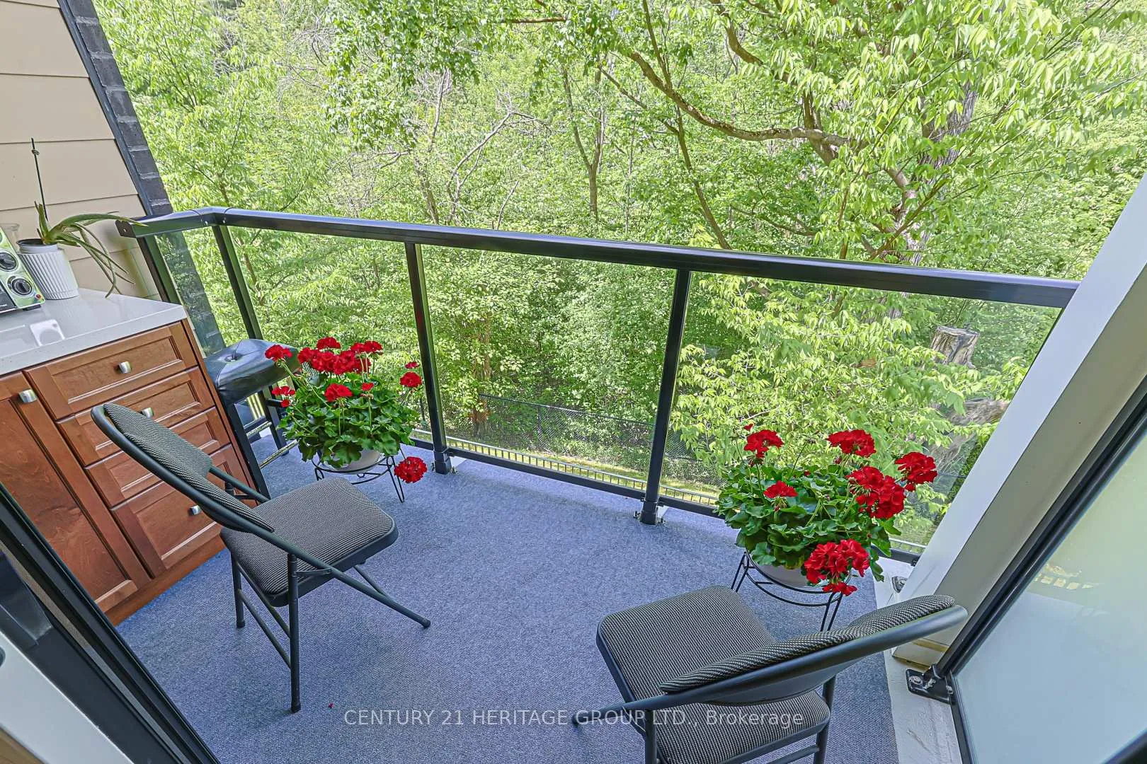 Photo 24 of Unit 208, 555 William Graham Drive, Aurora, Rural Aurora — HOMEH