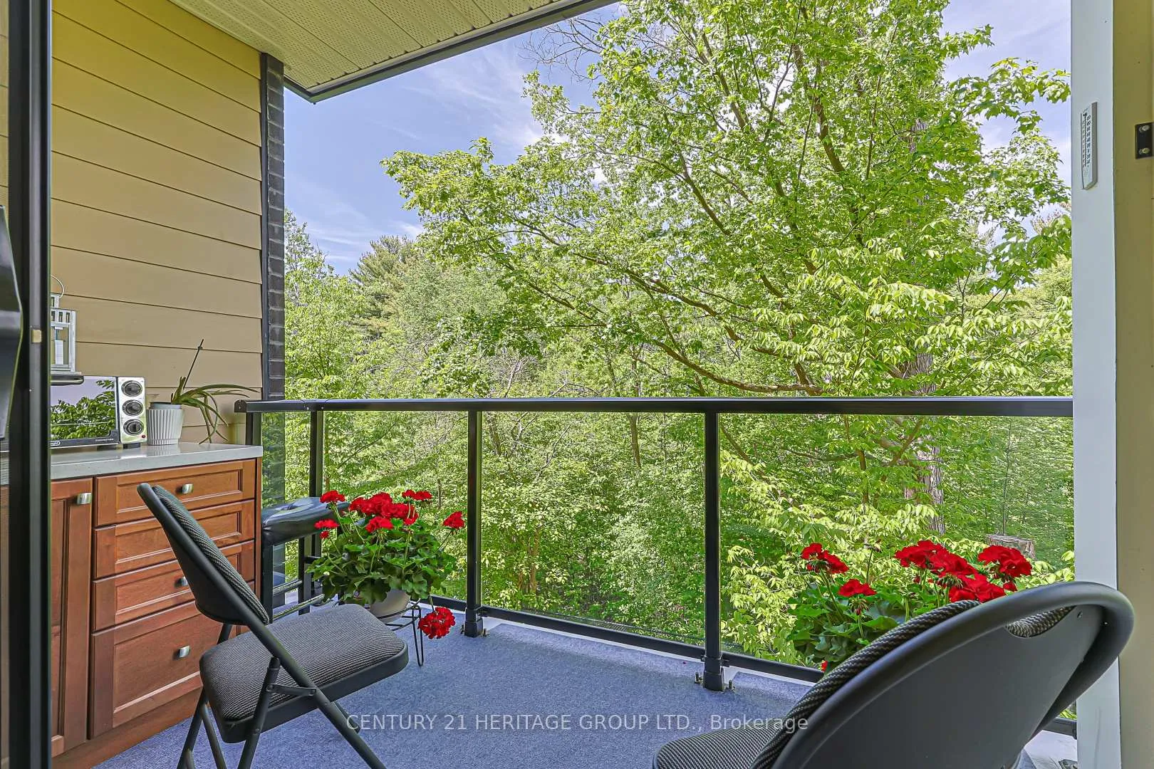 Photo 25 of Unit 208, 555 William Graham Drive, Aurora, Rural Aurora — HOMEH