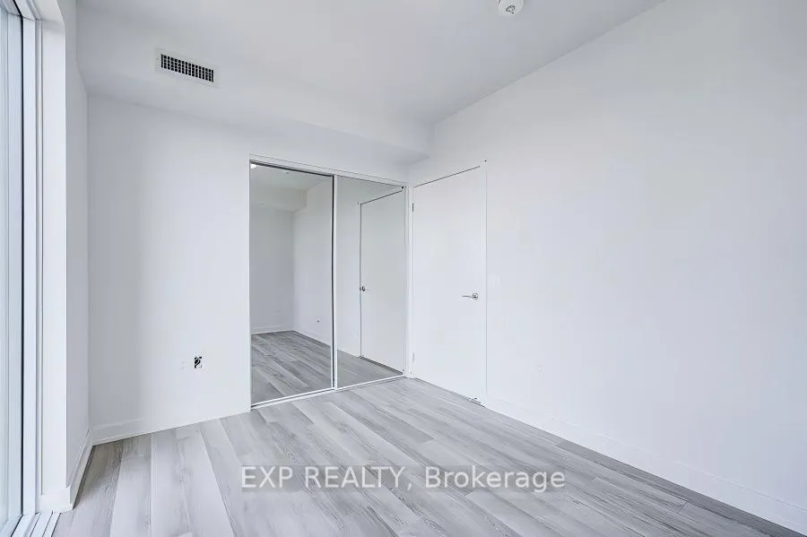 Photo 11 of Unit 3503, 238 Simcoe Street, Toronto, Kensington-Chinatown — HOMEH