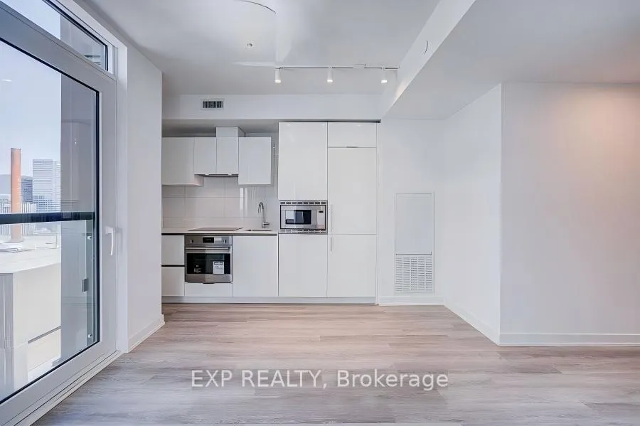 Photo 21 of Unit 3503, 238 Simcoe Street, Toronto, Kensington-Chinatown — HOMEH
