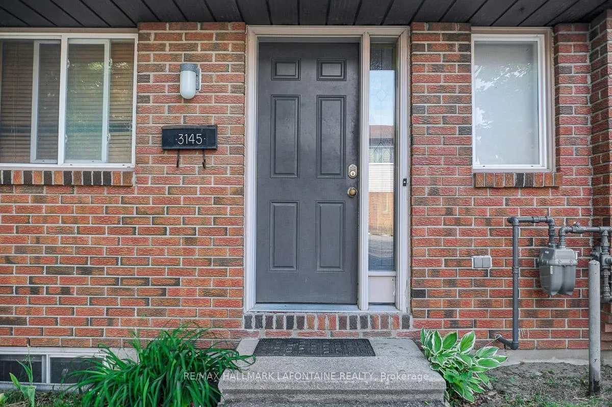 Photo 2 of Unit 39, 3145 Olympic Way, Ottawa, Blossom Park/Leitrim — HOMEH