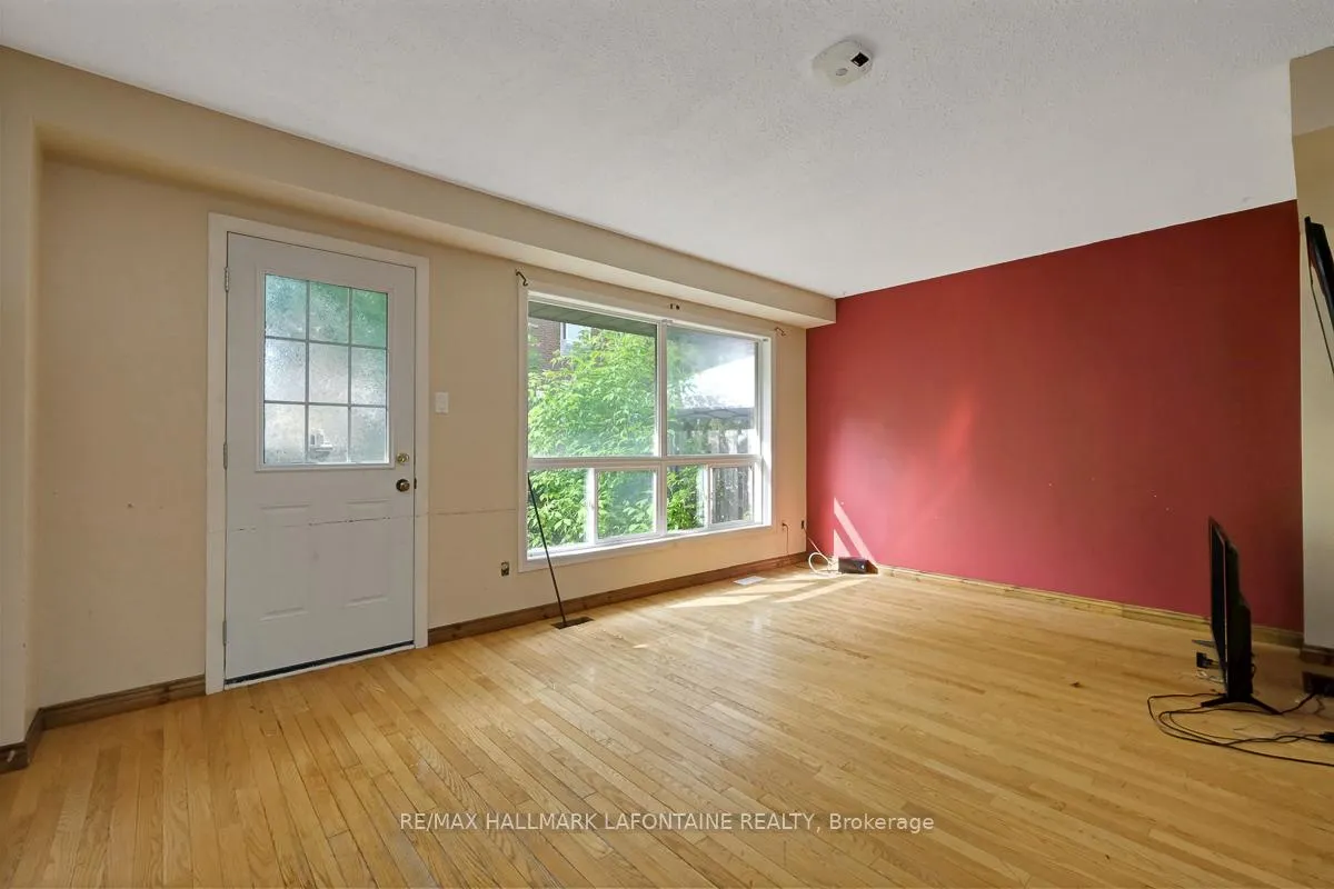 Photo 4 of Unit 39, 3145 Olympic Way, Ottawa, Blossom Park/Leitrim — HOMEH