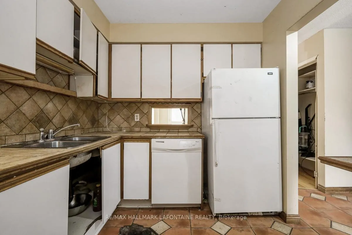 Photo 11 of Unit 39, 3145 Olympic Way, Ottawa, Blossom Park/Leitrim — HOMEH