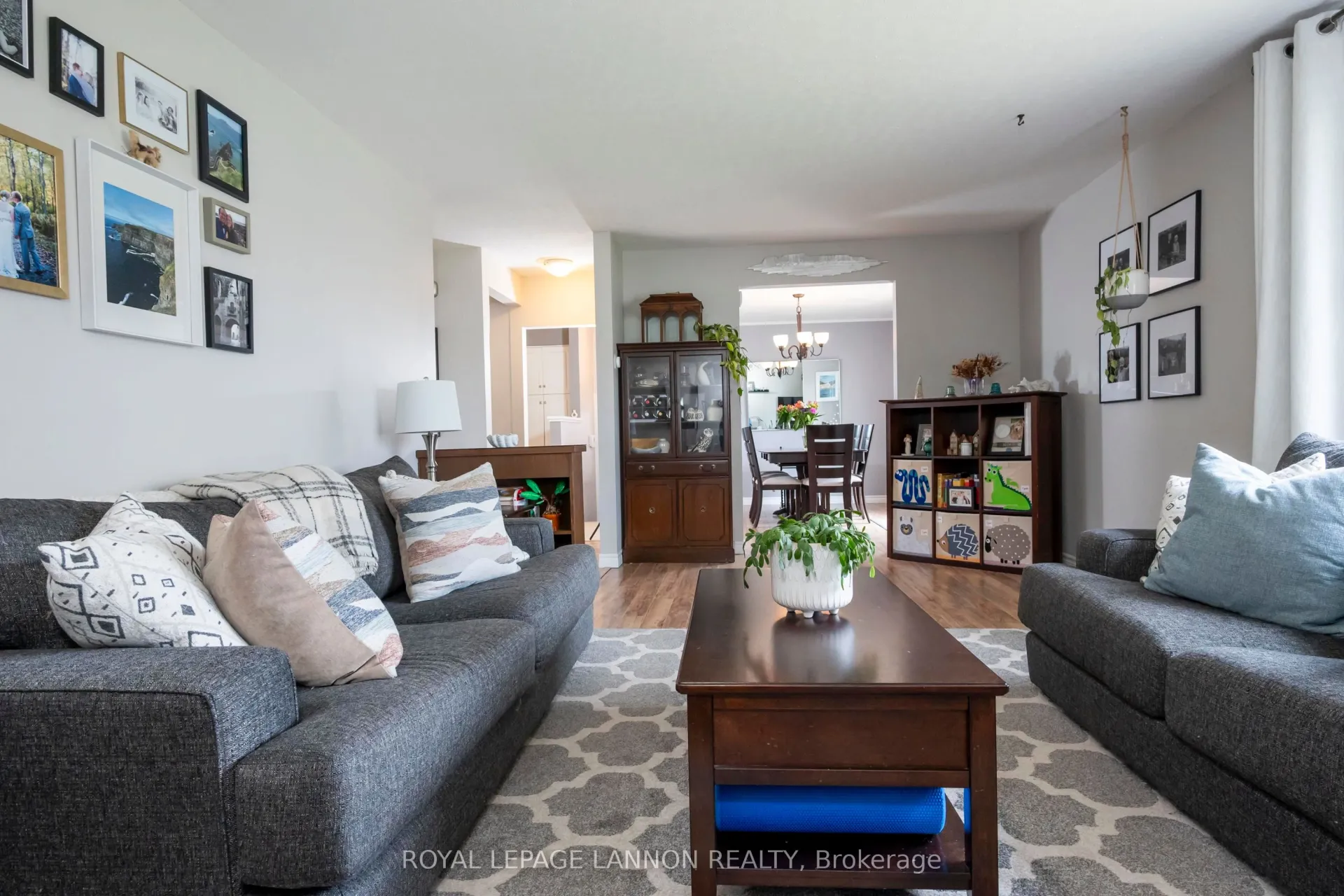 Photo 2 of 619 Cherrydale Place, Thunder Bay, Edgewater Park — HOMEH